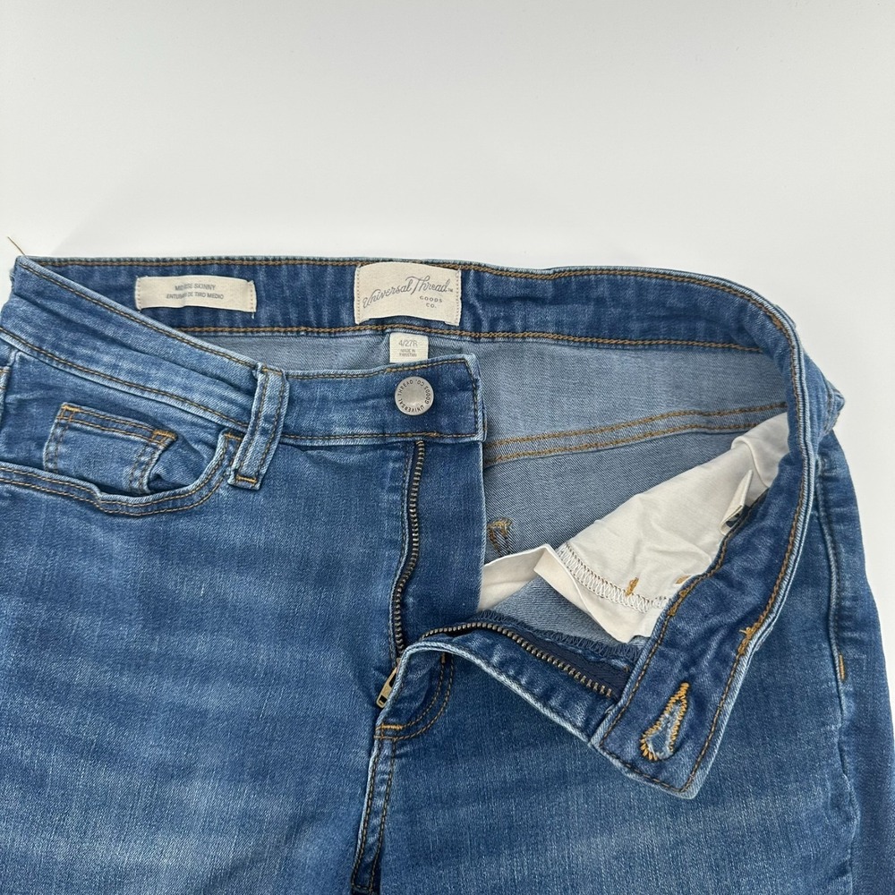 Universal Thread Jeans Womens 4/27R Blue Denim Whisker Mid-Rise Skinny 5-Pocket